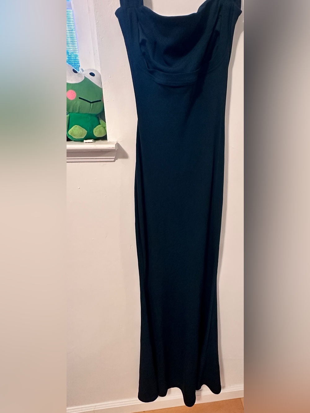 HALARA Maxi Dress ribbed tie back  in Dark Teal